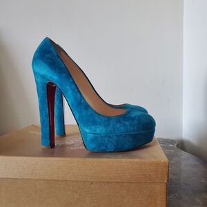 NIB Christian Louboutin  BIBI 140 Veau Velors Sz 39.5 Teal Suede Heels